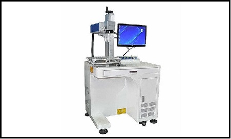 全自動激光噴碼機設備多少錢，自動噴碼機噴印生產日期